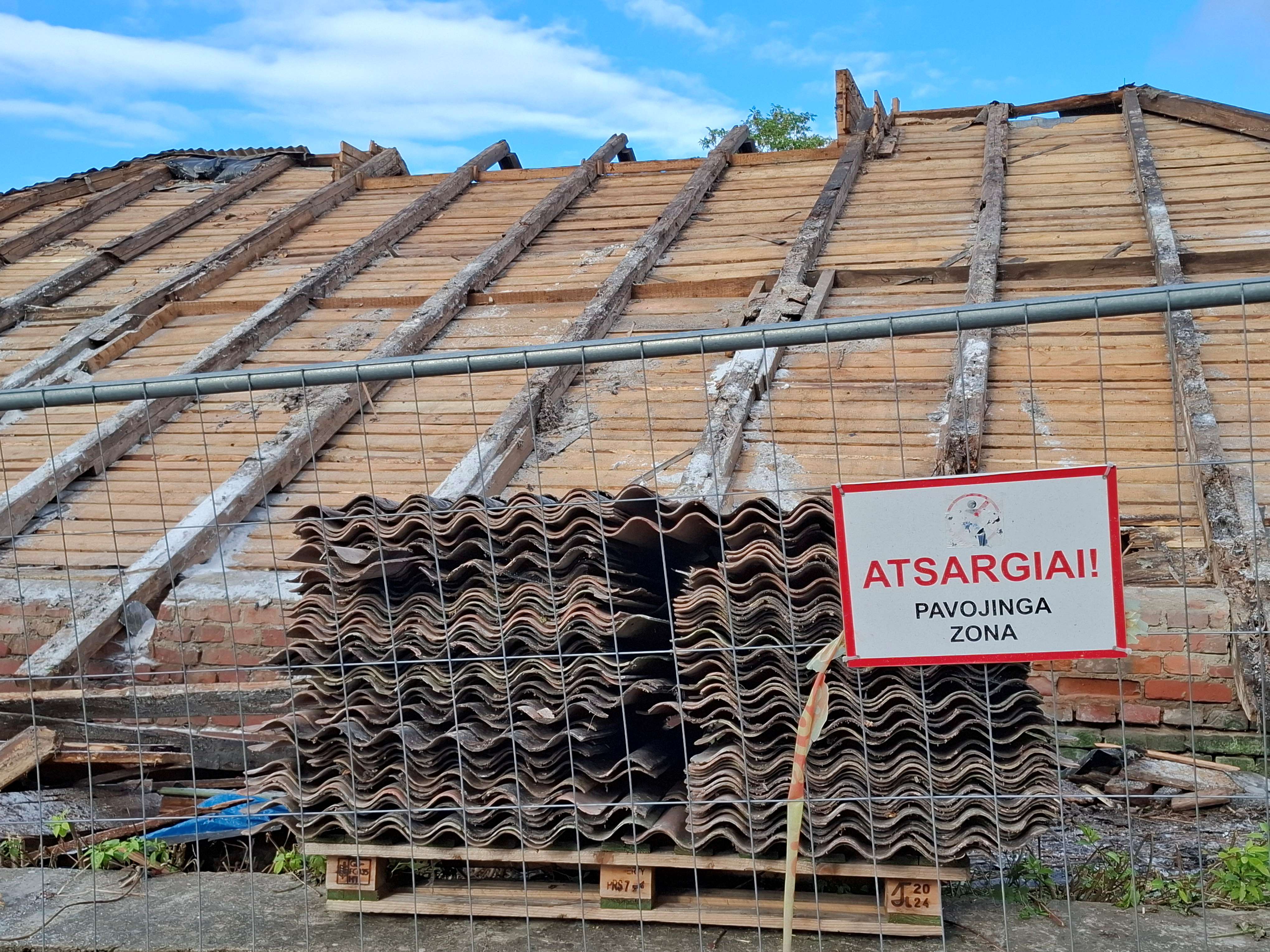 Atgims dar vienas Kretingos dvaro sodybos pastatas Atgims dar vienas Kretingos dvaro sodybos pastatas