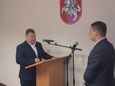 Prisiekė nauji Tarybos nariai