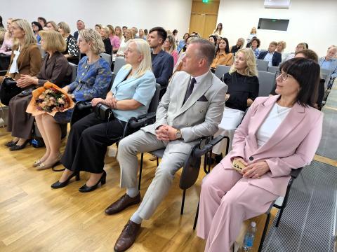 Rajono mokyklų vadovai ir švietimo lyderiai aptarė švietimo aktualijas bei ateities kryptis