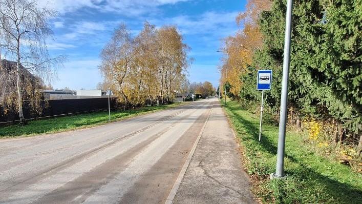 Inicijuojama bendradarbiavimo sutartis probleminėms autobusų stotelėms sutvarkyti