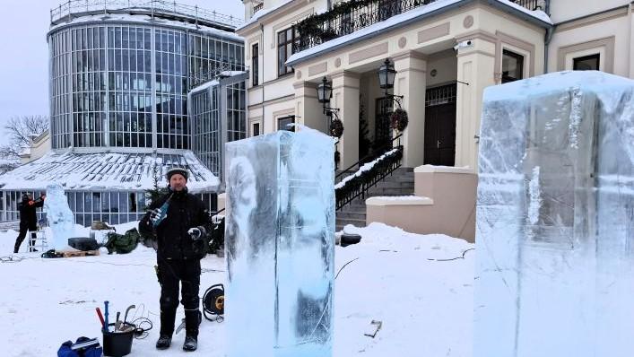 Kretingos grafų Tiškevičių parke gimsta ledo skulptūrų galerija 