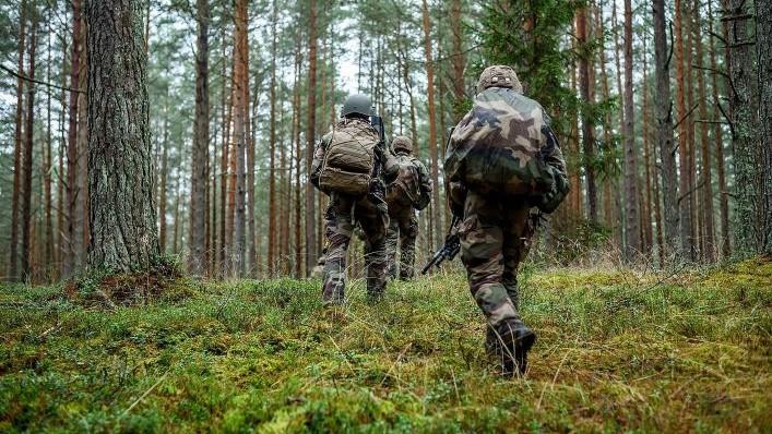 Vyks karių orientacinis žygis ir lauko taktikos pratybos