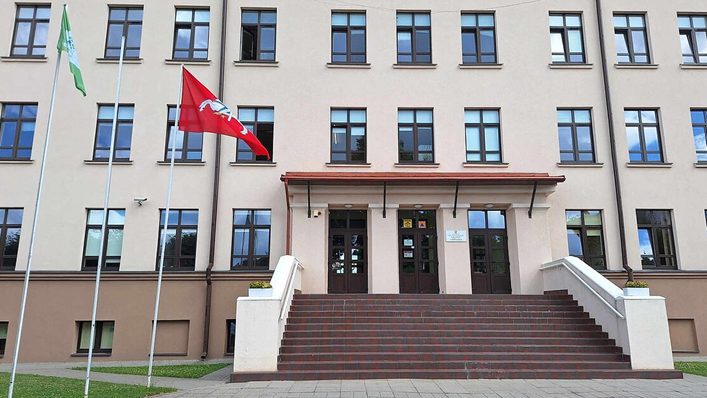 Atidaryta atnaujinta Salantų gimnazijos valgykla
